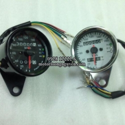 ĐỒNG HỒ KM 06 (ĐEN VÀ TRẮNG)