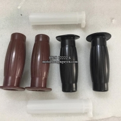 TAY NẮM GIẢ POSH (CAO SU MỀN NHƯ ZIN)